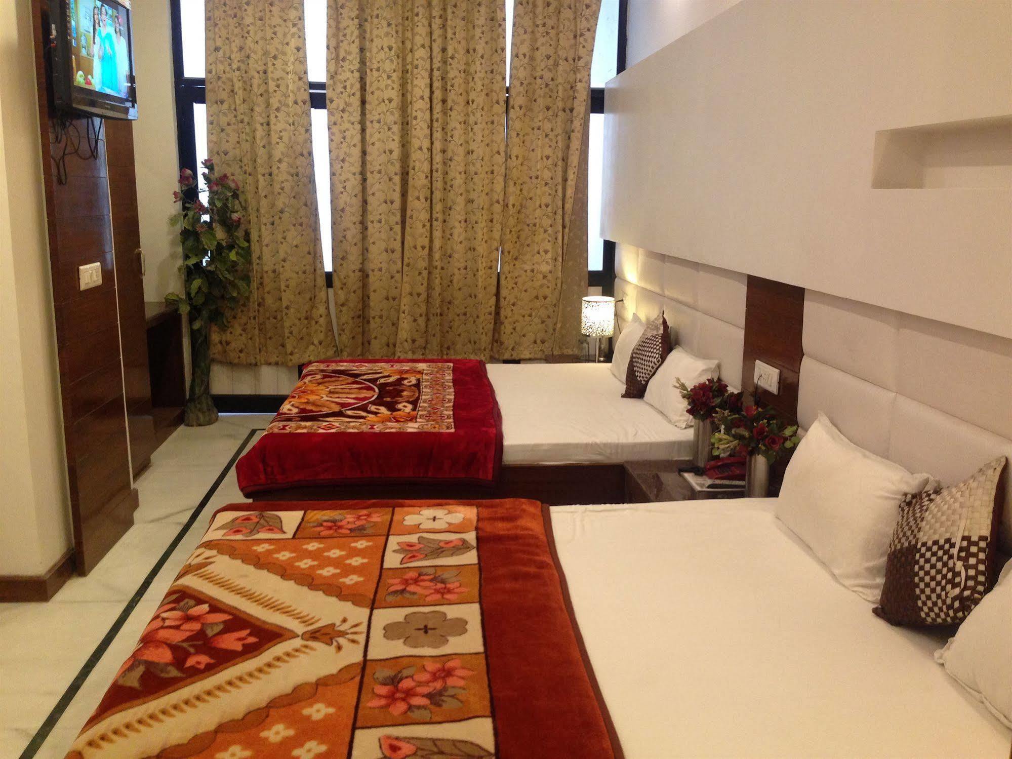 Hotel Namaskar Amritsar Exterior photo